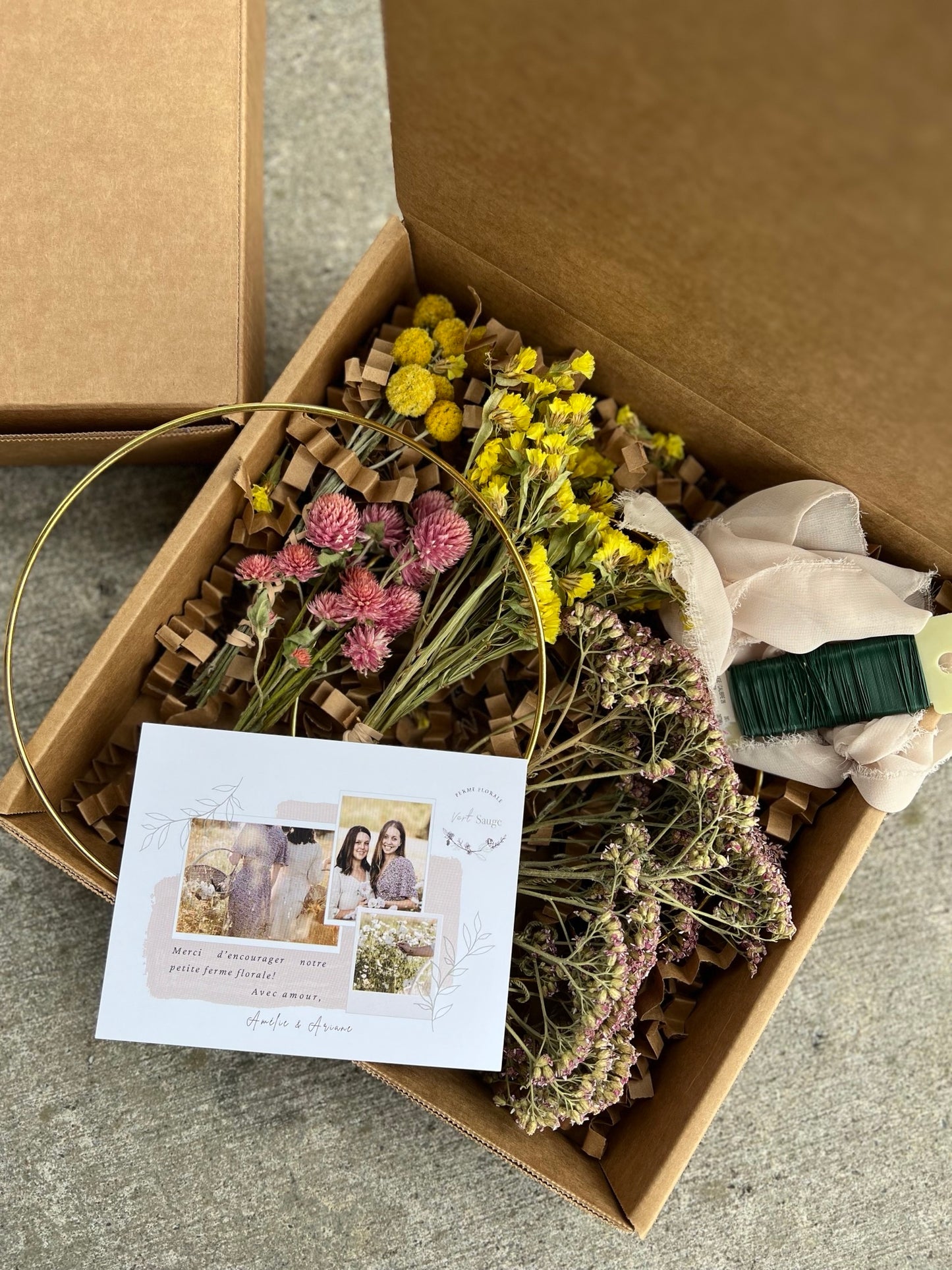 Boîte kit DIY - Couronne de fleurs séchées  🌿🌸